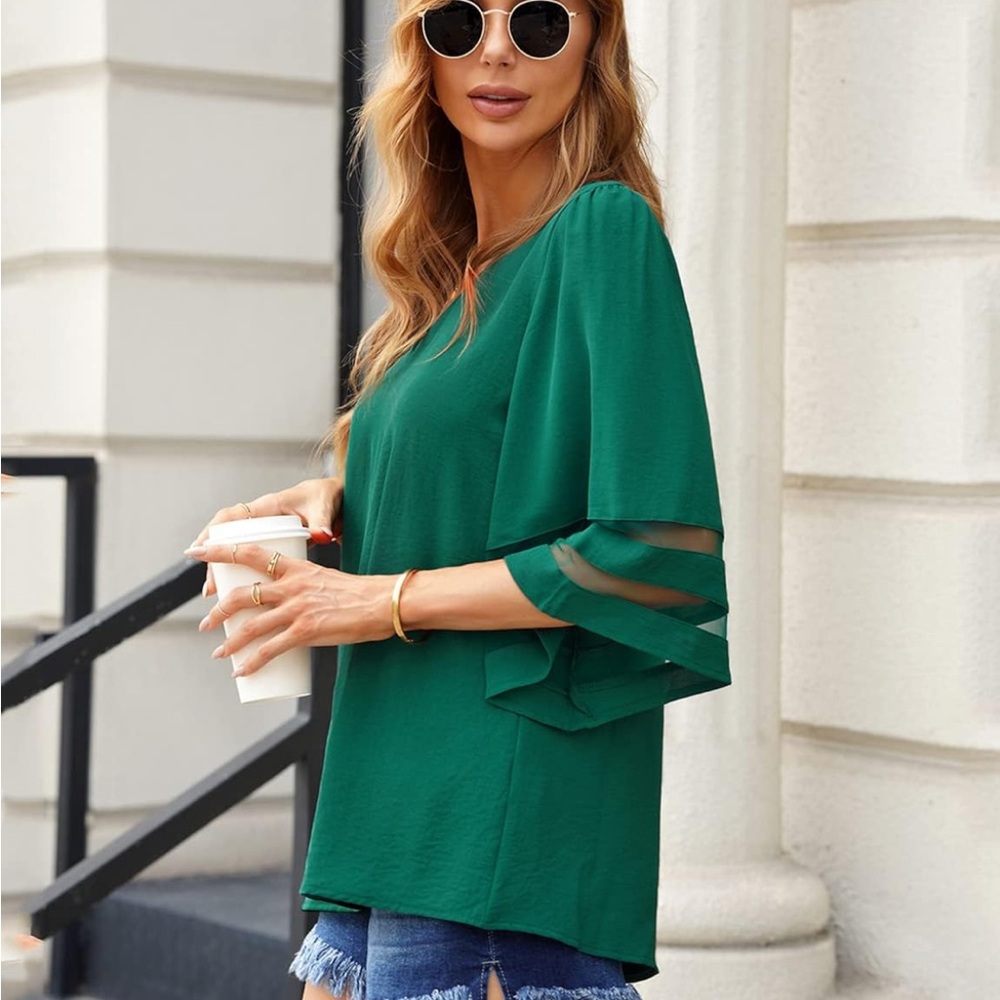 Bell-sleeve stylish emerald green blouse